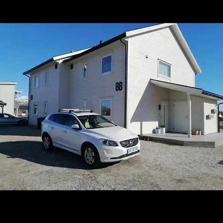 Tomannsbolig Sentralt * Leknes