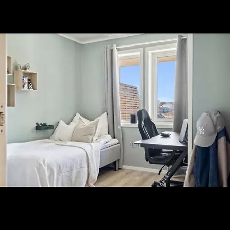 Tomannsbolig Sentralt Leknes